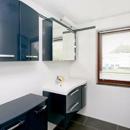 Tatil Evi Ostrea & Rugia Breege