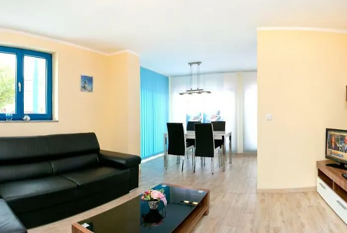 Ostrea & Rugia Semesterbostad