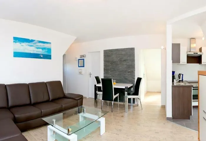 Semesterbostad Ostrea & Rugia *